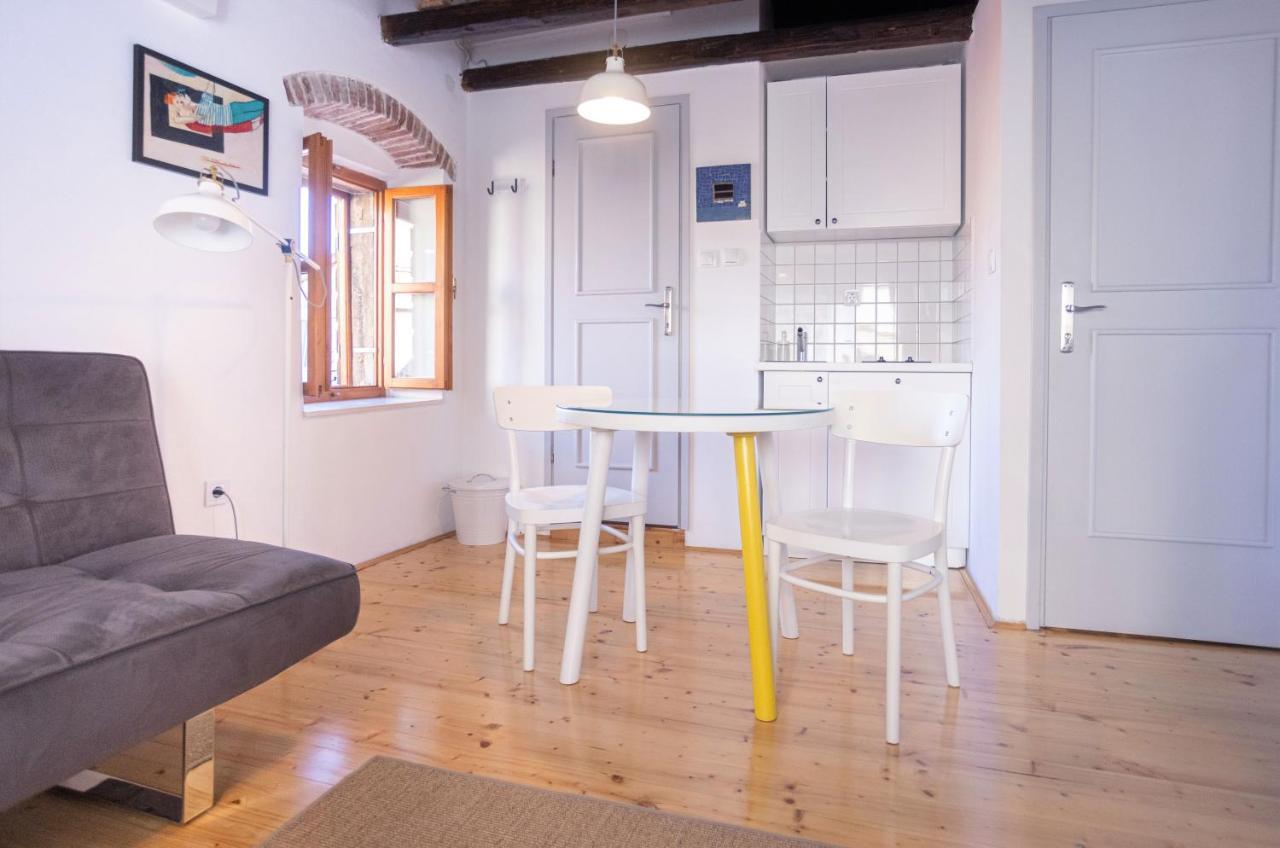 ホテル Casa Milina シベニク エクステリア 写真