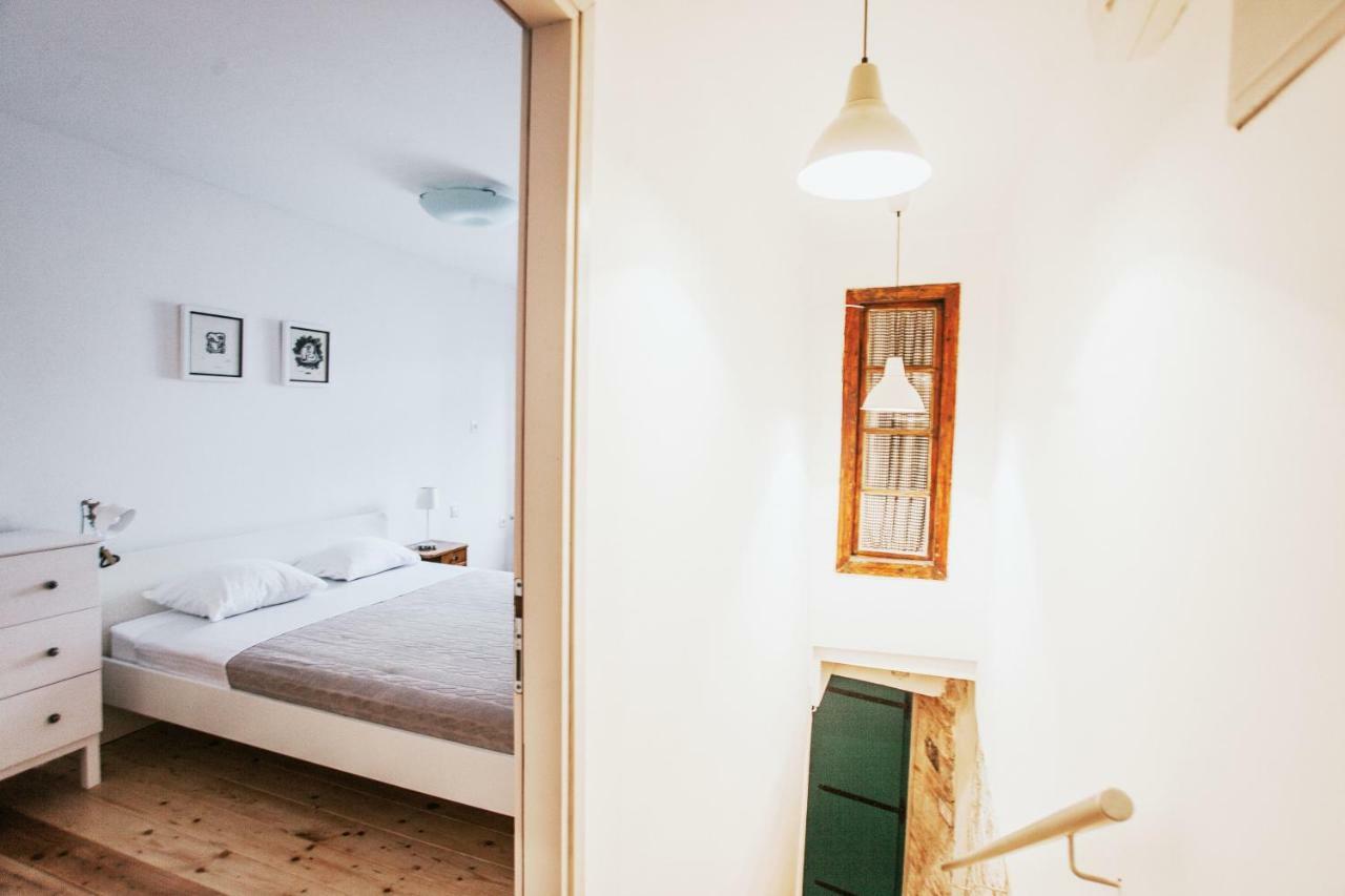 ホテル Casa Milina シベニク エクステリア 写真