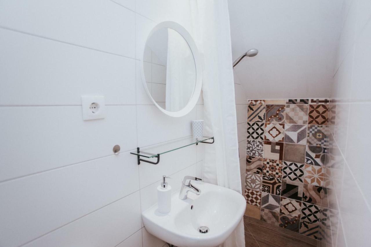 ホテル Casa Milina シベニク エクステリア 写真