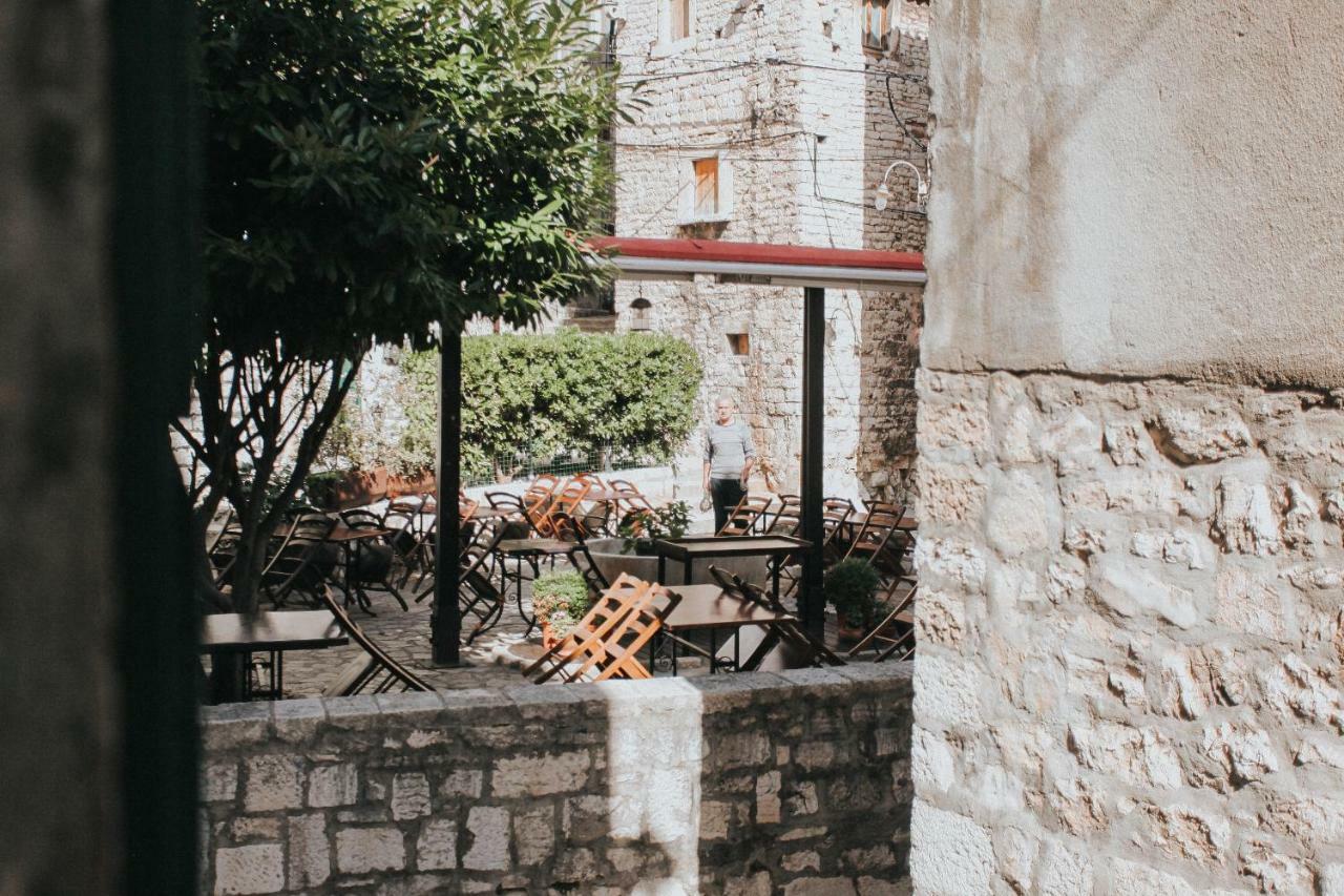 ホテル Casa Milina シベニク エクステリア 写真